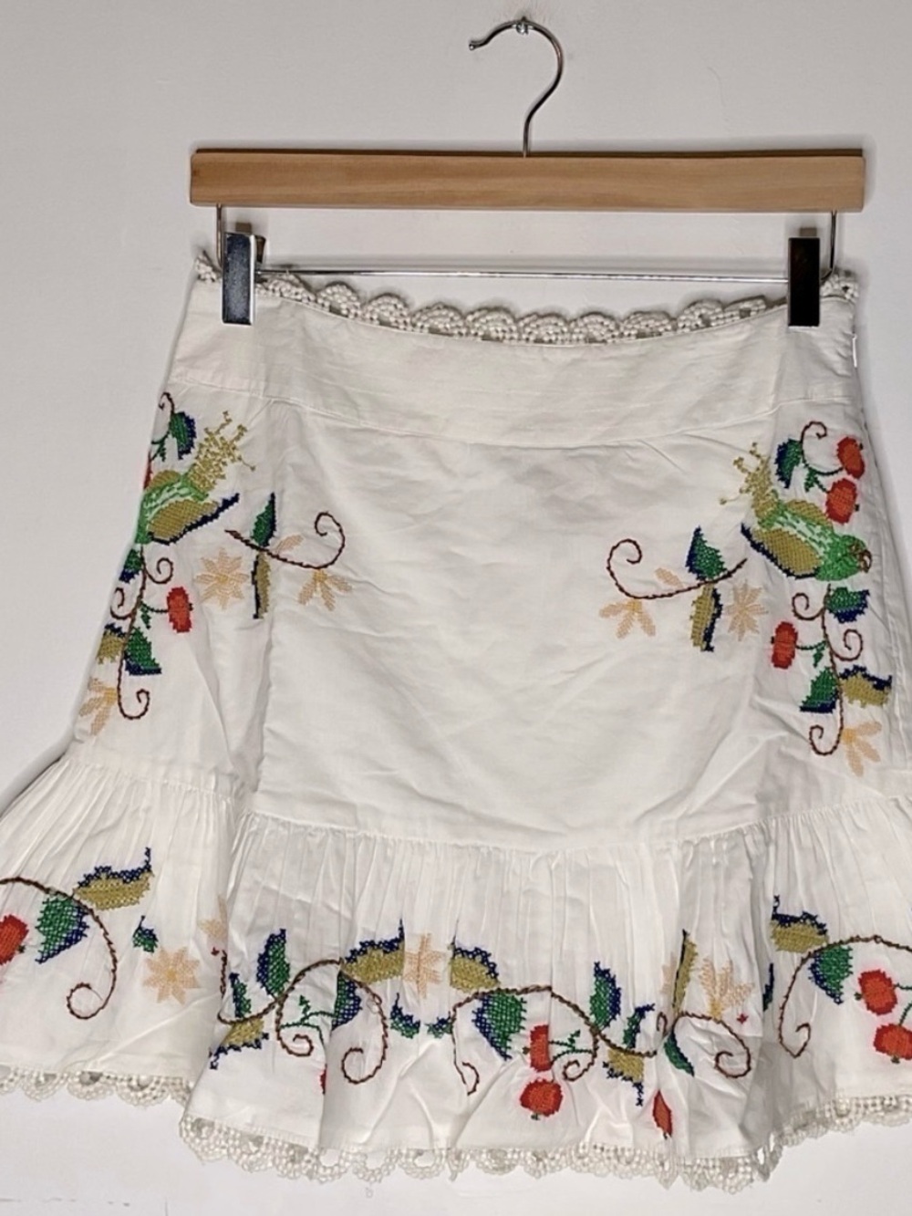 FARM Rio Embroidered Mini Skirt - Picture 2 of 9